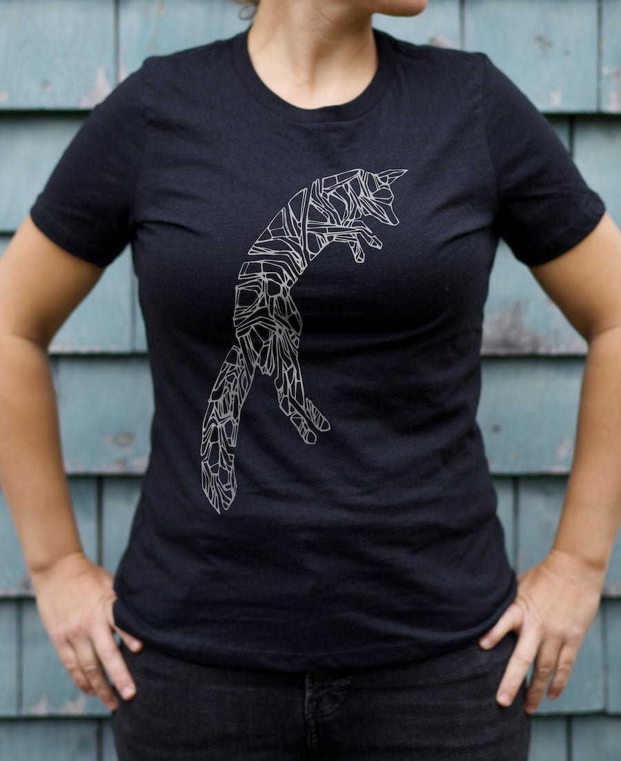 Arctic Fox Graphic T-Shirt - Women's Graphic Tee