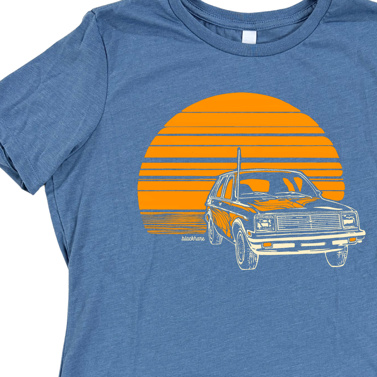 Chevette - Lightweight Women's Signature Tee